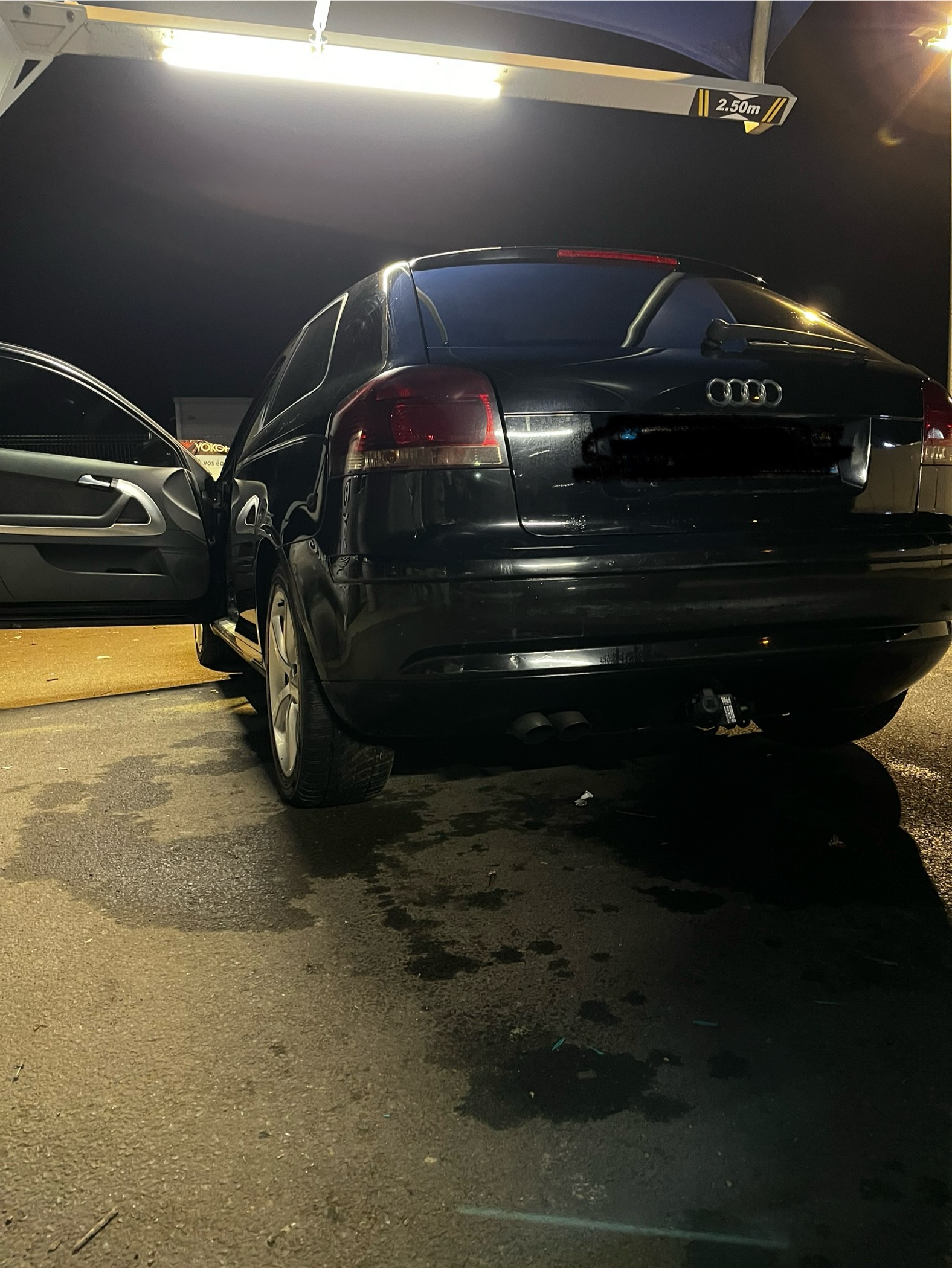 Audi A3 II (2) SPORTBACK 2.0 TDI 140 AMBITION