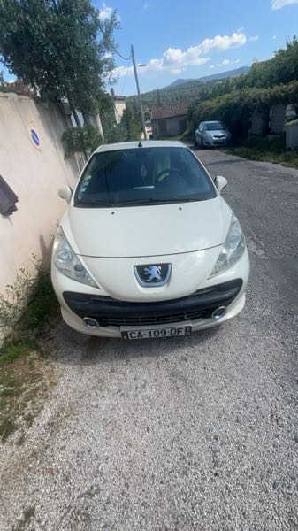 Peugeot 207 CC 1.6 16V 120 SPORT