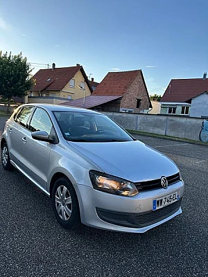 Volkswagen Polo VI 1.0 75 TRENDLINE