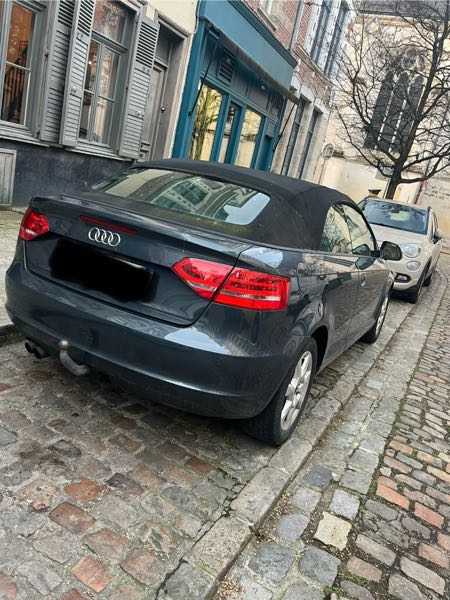 Audi A3 II (3) CABRIOLET 2.0 TDI 140 DPF AMBIENTE S TRONIC