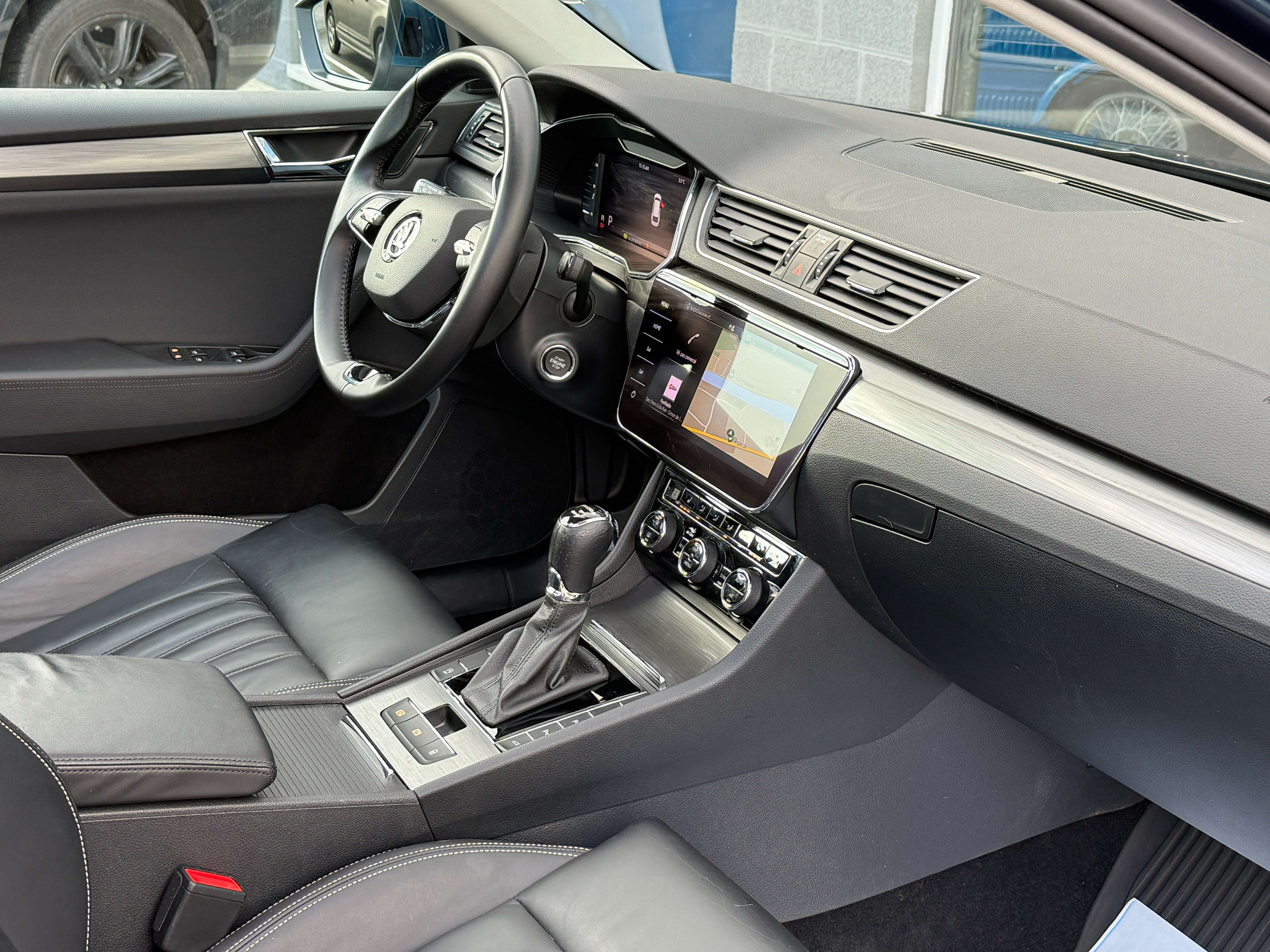 Skoda Superb SW 2.0 CR TDi**Cockpit*DSG*Full Options*Garantie**