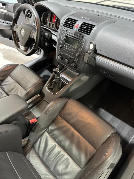 Volkswagen Golf V R32 3.2 V6 FSI 250 4MOTION 5P