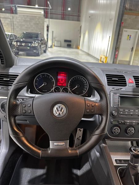 Volkswagen Golf V R32 3.2 V6 FSI 250 4MOTION 5P