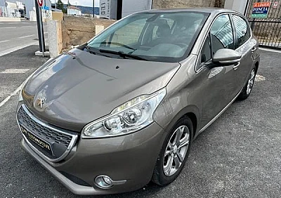 Peugeot 208 1.6 bluehdi 92 allure garantie 6m