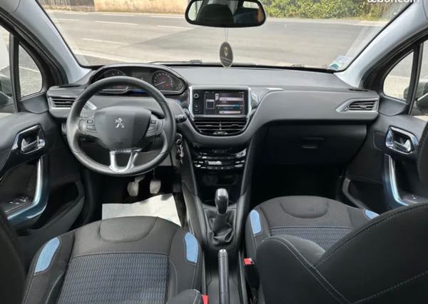 Peugeot 208 1.6 bluehdi 92 allure garantie 6m