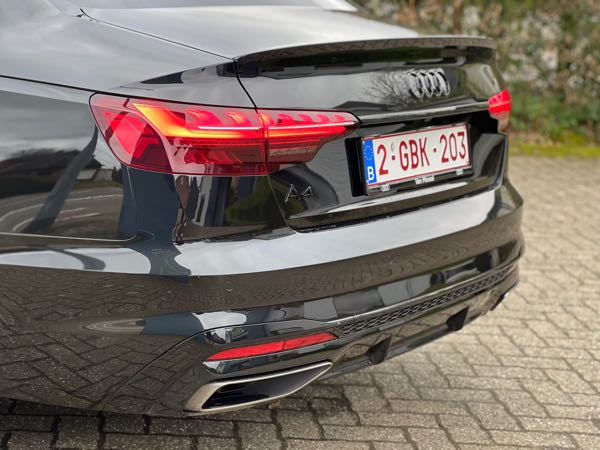 Audi A4 V (3) 35 TFSI 150 S EDITION S TRONIC