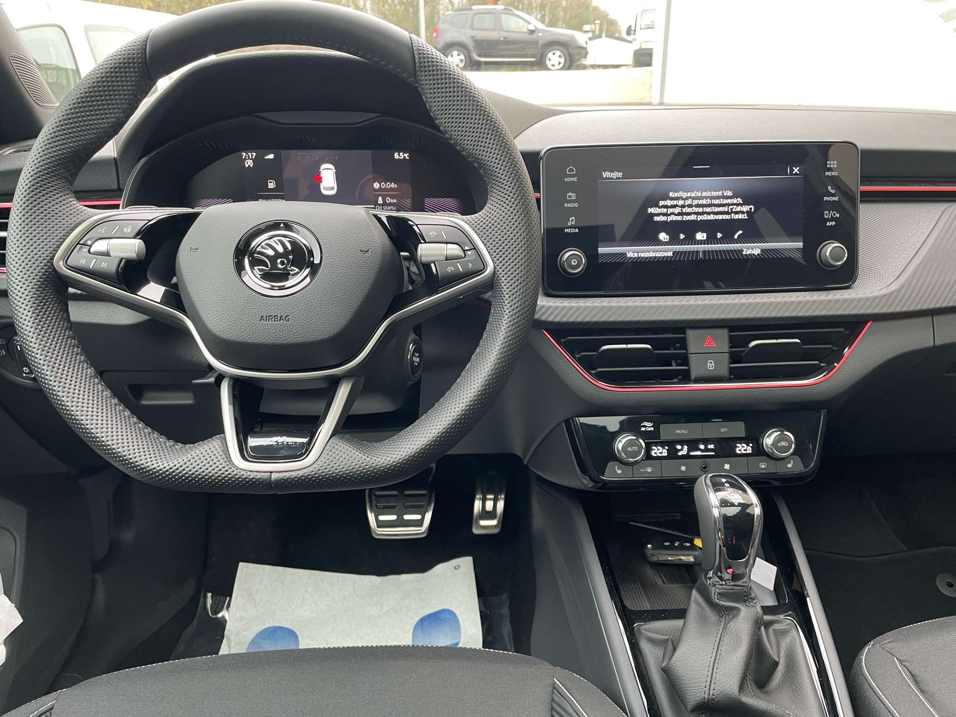Skoda Kamiq 1.0 TSI Monte Carlo/DSG/CAMERA/TOIT PANO/NEUVE