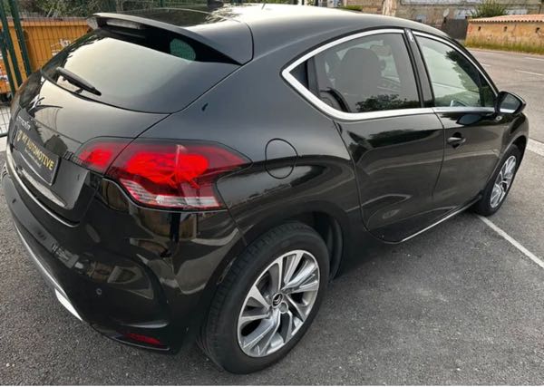 Citroen Ds4 1.6 e-hdi 112cv so chic gtie 6 mois
