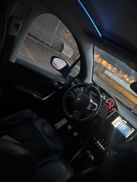 Peugeot 208 1.6 E-HDI FAP 92 4CV FELINE 5P