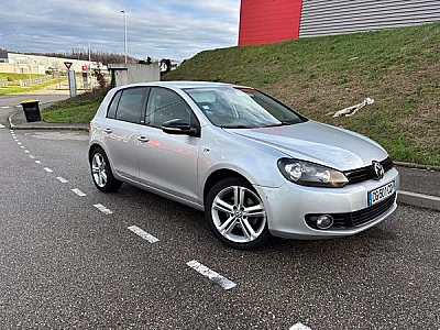 Volkswagen Golf VI 2.0 TDI 140 FAP CONFORTLINE 3P