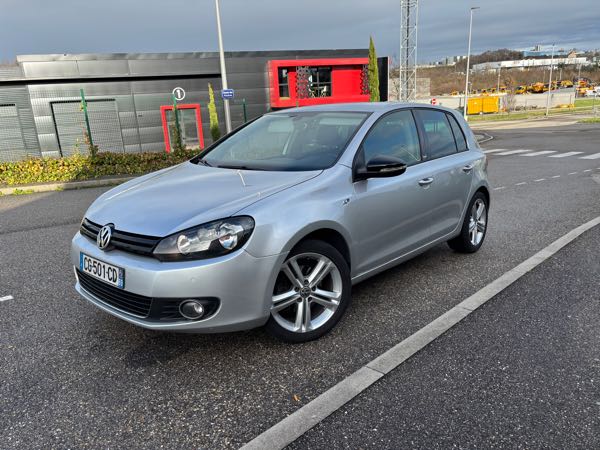 Volkswagen Golf VI 2.0 TDI 140 FAP CONFORTLINE 3P