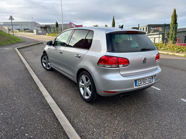 Volkswagen Golf VI 2.0 TDI 140 FAP CONFORTLINE 3P