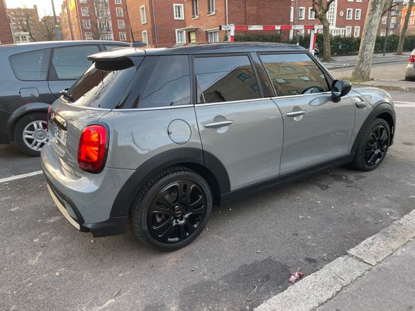 Mini ONE MINI ÉTAT NEUF FACELIFT 2022 5 PTES