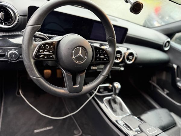 Mercedes-Benz Classe A A200 163cv