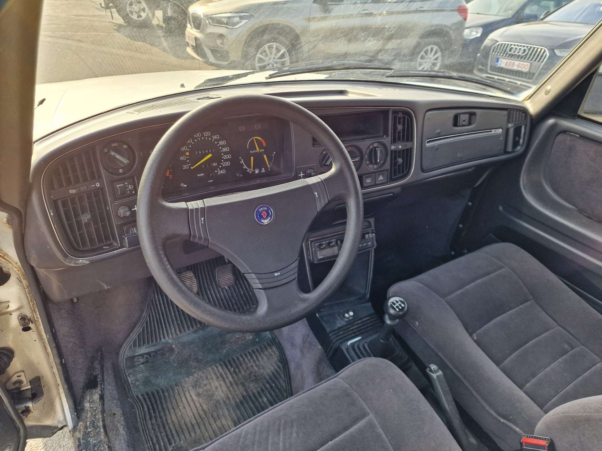 Saab 900 2.0 Turbo / MOTEUR OK - BOITE A REVISER