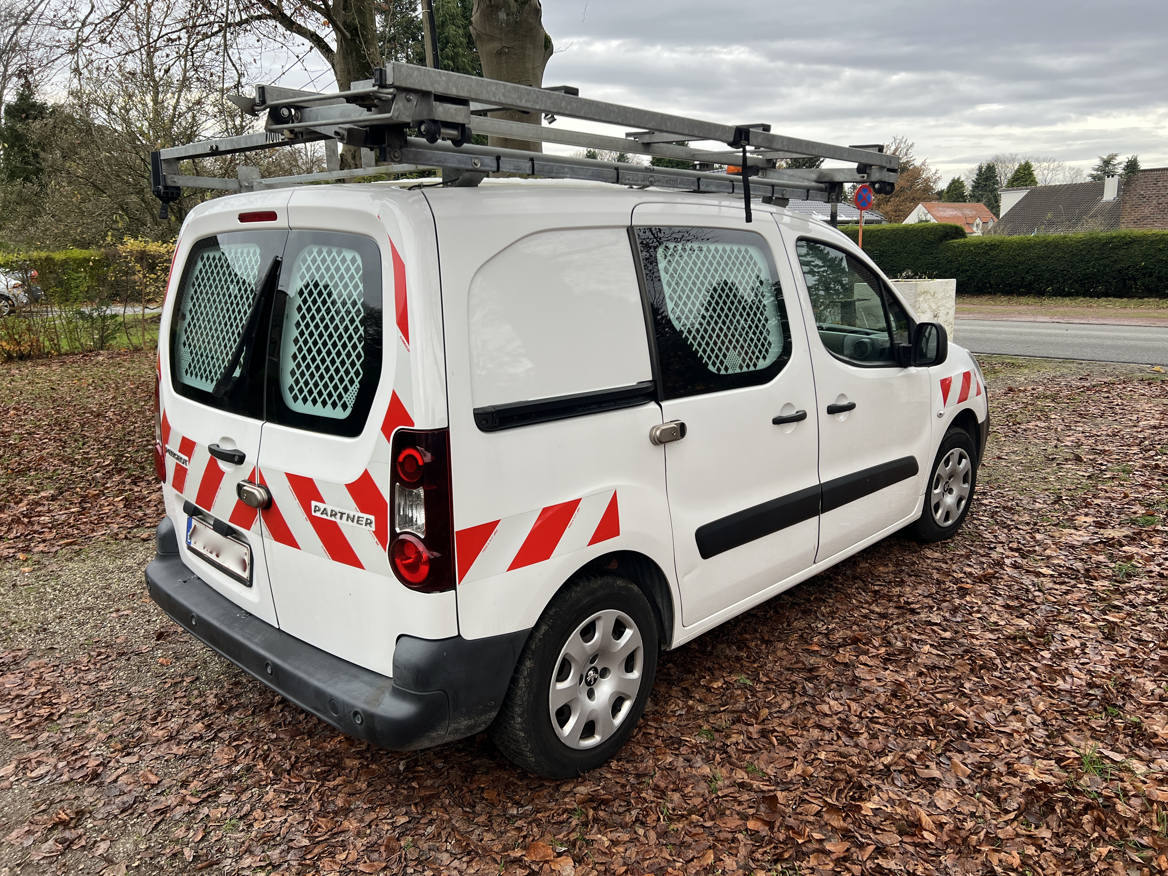 Peugeot Partner II (3) 1.6 VTI 98 STANDARD PREMIUM