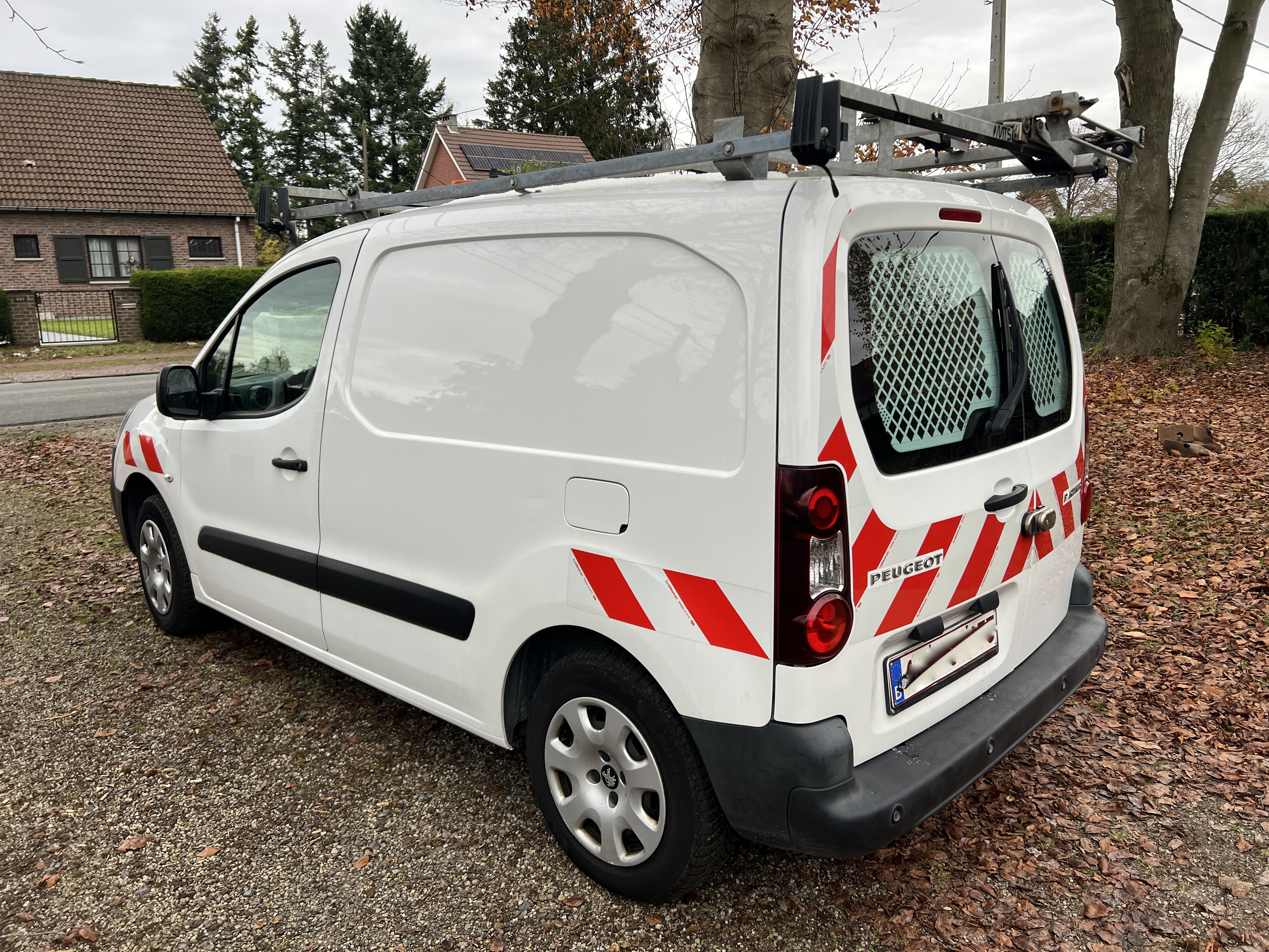 Peugeot Partner II (3) 1.6 VTI 98 STANDARD PREMIUM