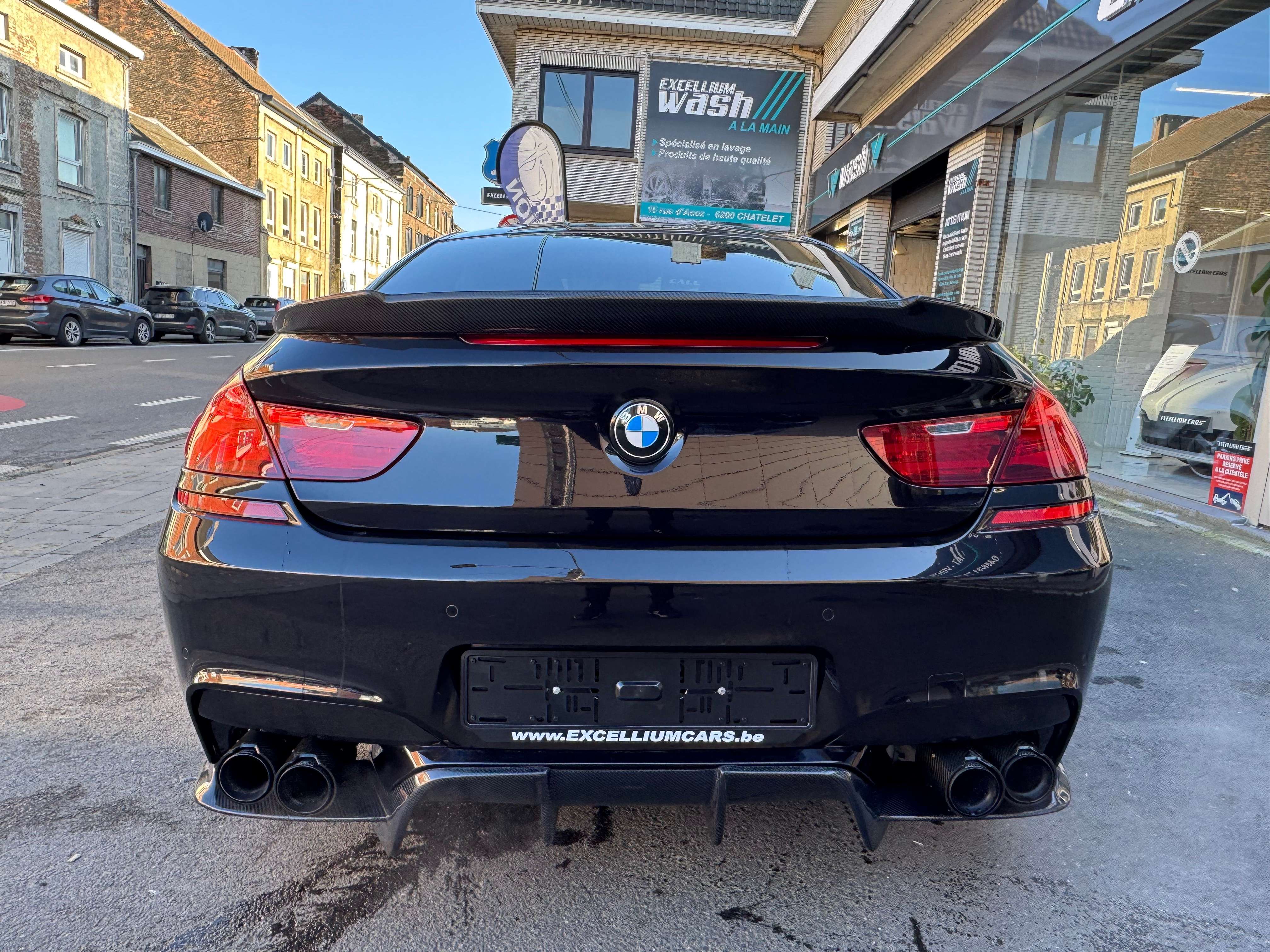 BMW M6 4.4 V8 DKG Gps Cuir Full Carbone Carnet 100%Belge