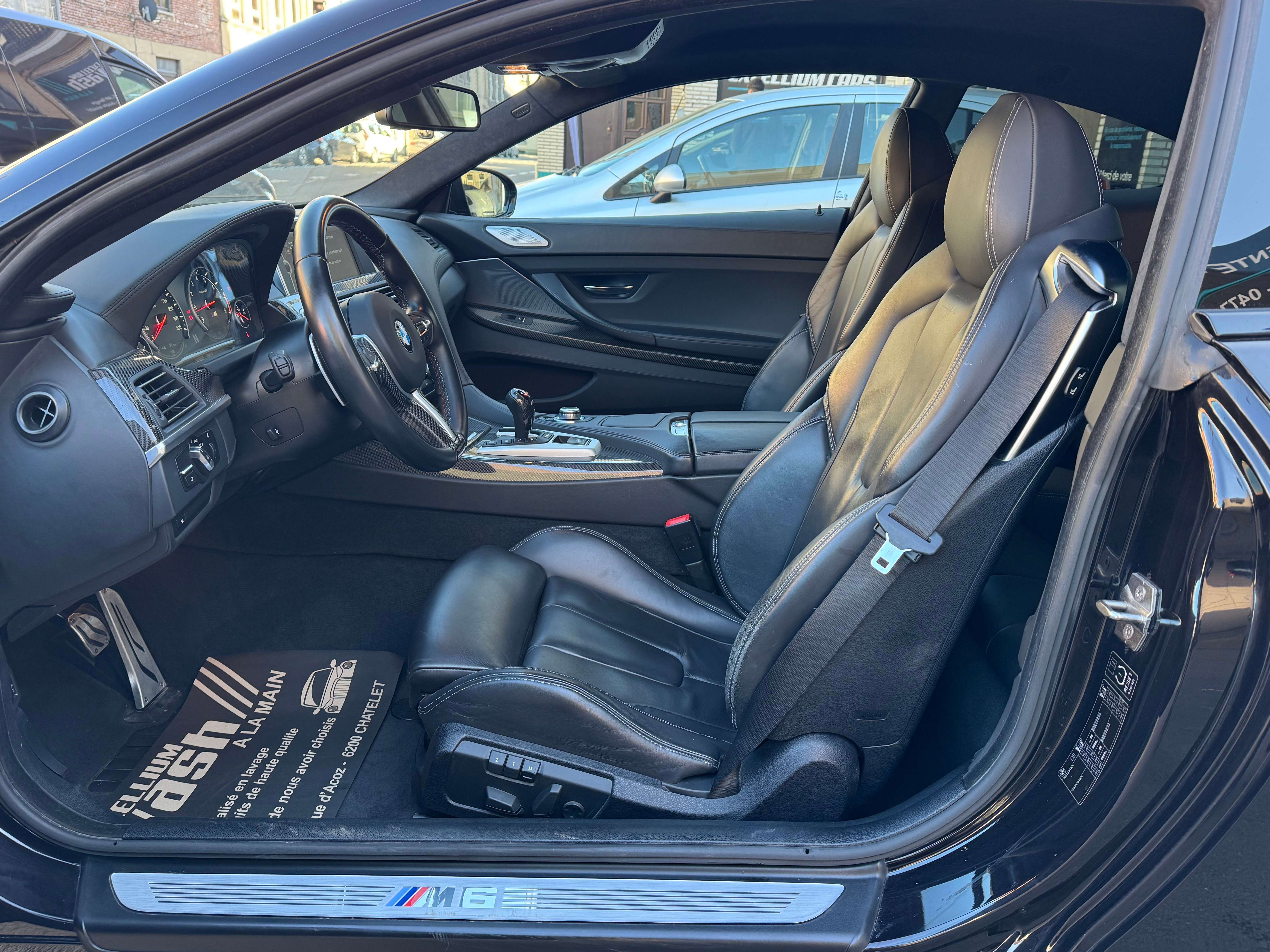 BMW M6 4.4 V8 DKG Gps Cuir Full Carbone Carnet 100%Belge