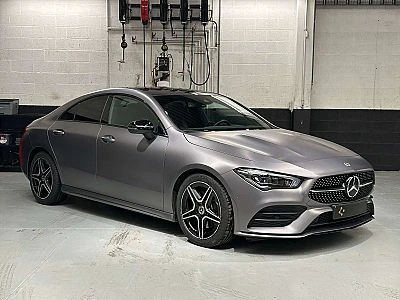 Mercedes-Benz CLA 200 d AMG Line TOIT PANO