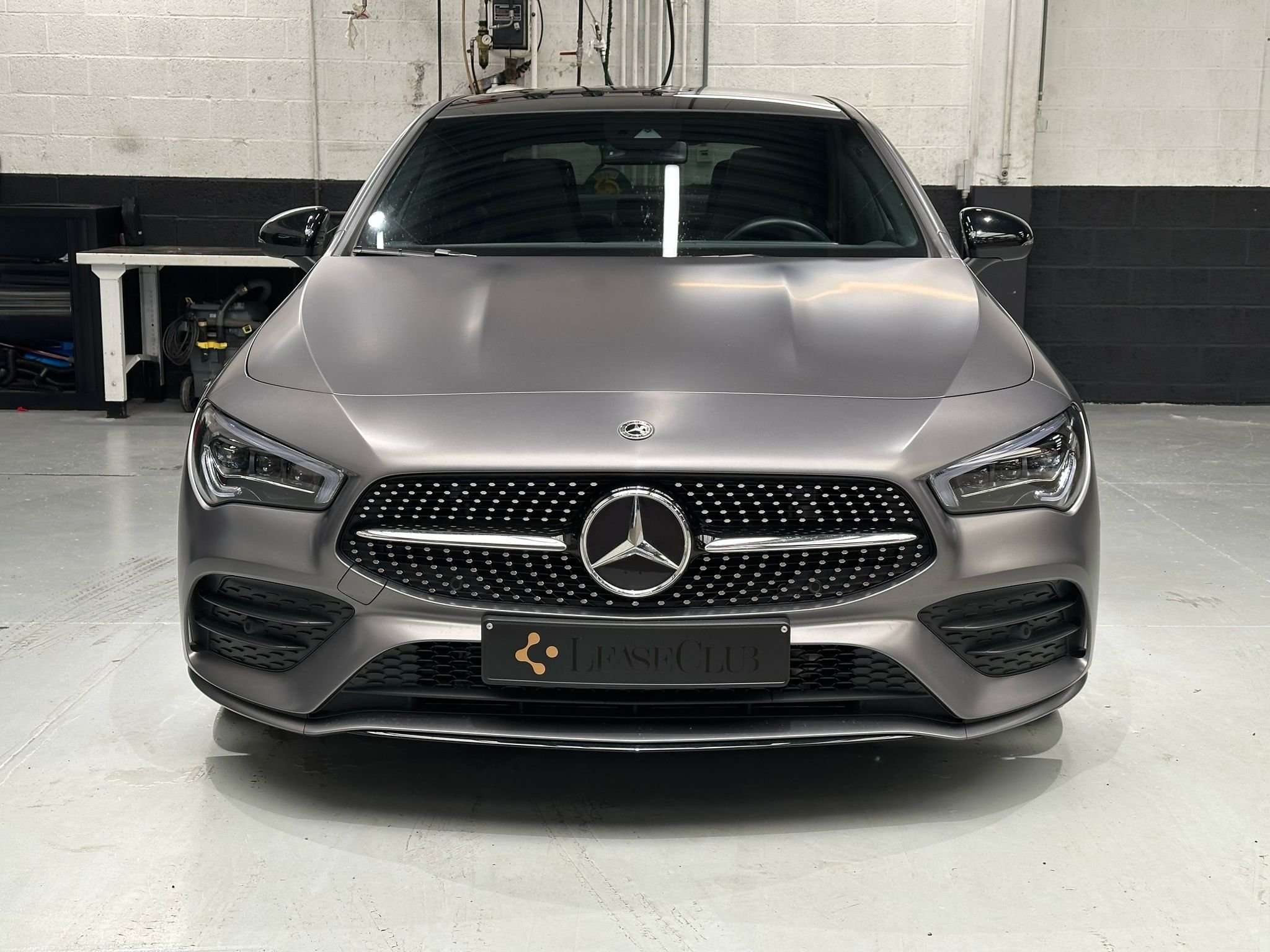 Mercedes-Benz CLA 200 d AMG Line TOIT PANO