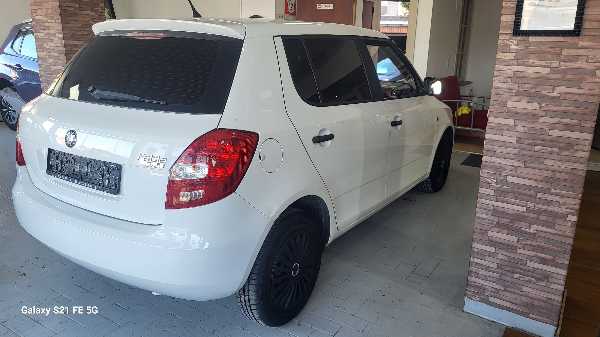 Skoda Fabia II (2) 1.2 12V 60 ACTIVE 2