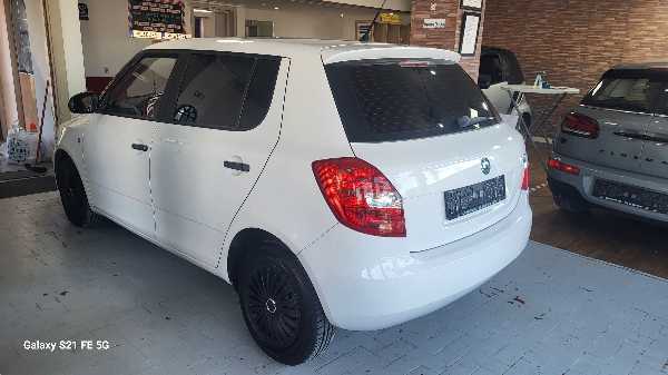 Skoda Fabia II (2) 1.2 12V 60 ACTIVE 2