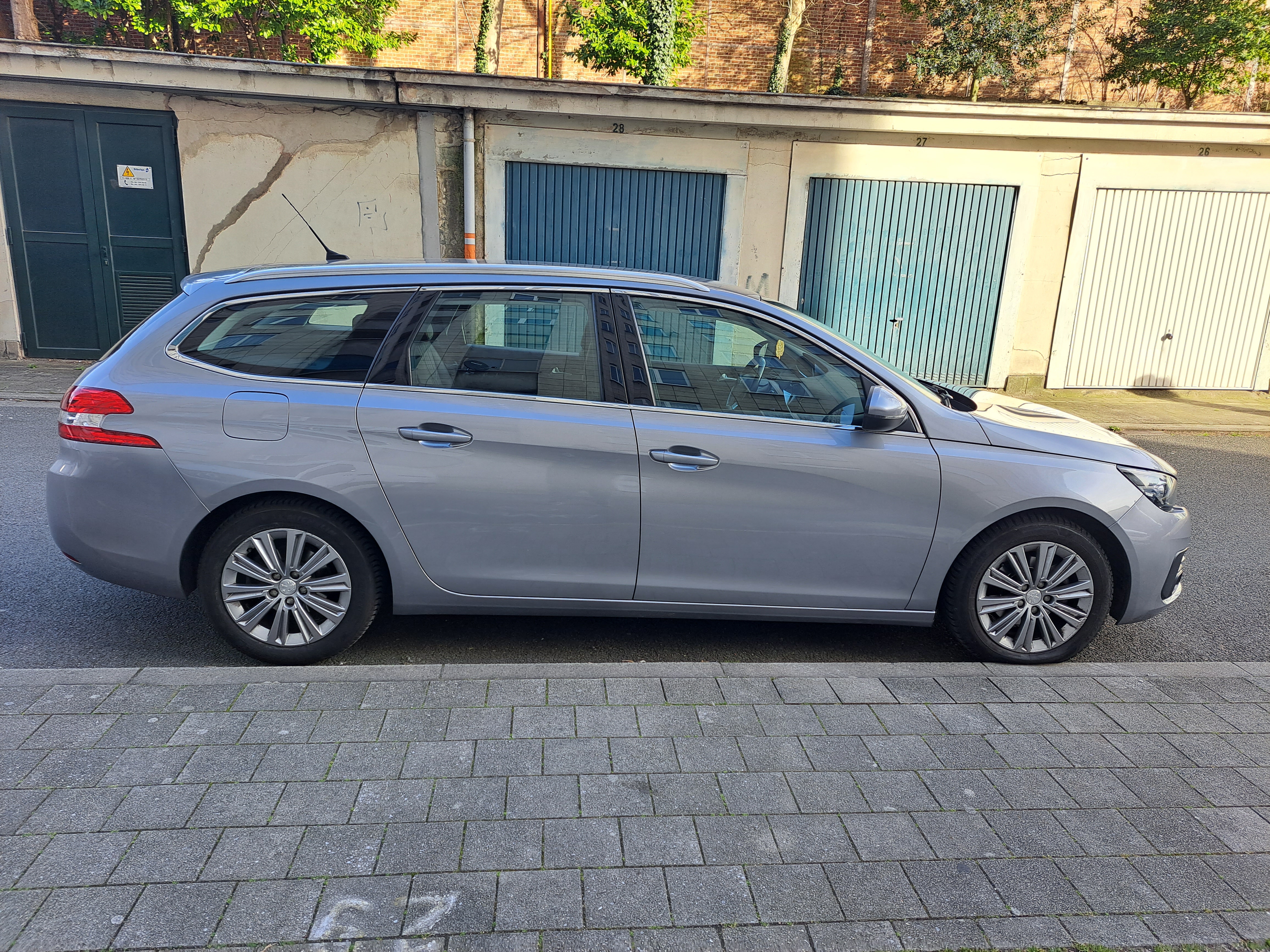 Peugeot 308 II (2) SW 1.6 BLUEHDI 120 S&amp;S ALLURE EAT6