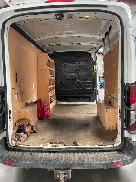Ford Transit IV KOMBI T 310 L2H2 TREND 2.2 L TDCI 125