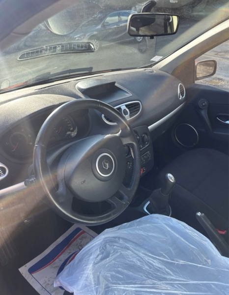 Renault Clio Renault clio 3 1,5 DCI