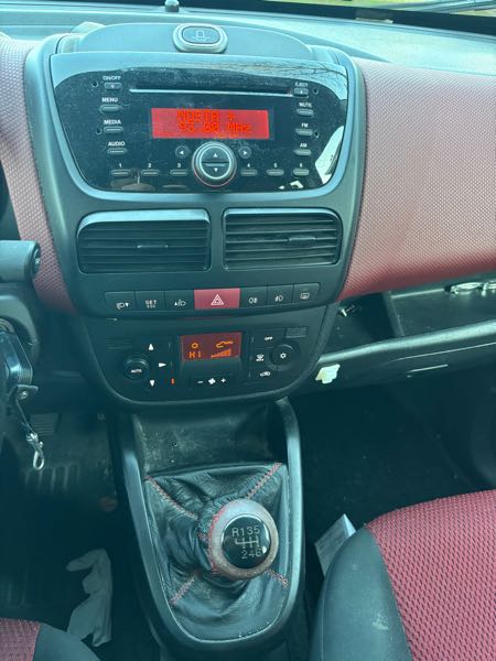 Fiat Doblo II 2.0 MULTIJET 16V 135 DPF LOUNGE BUSINESS