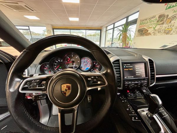 Porsche Cayenne II (2) 4.1 TD 385 S TIPTRONIC