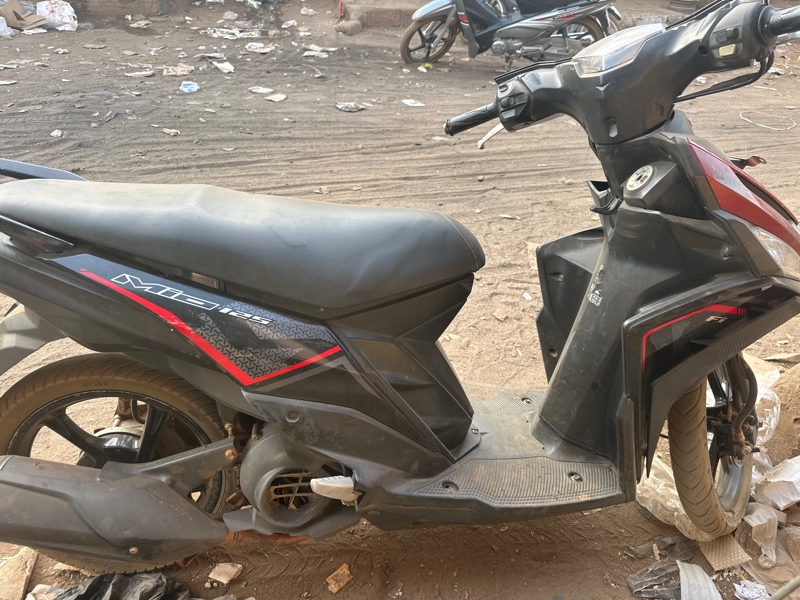 YAMAHA NEO'S