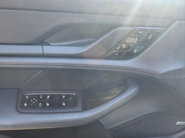 Porsche Taycan Porsche Taycan 4S batterie performance 93.4Kw