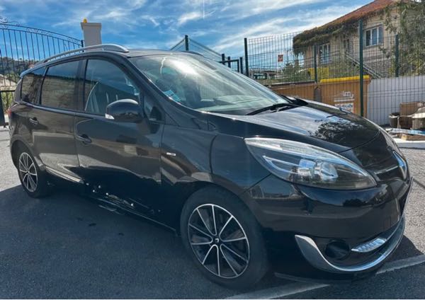Renault Grand Scenic 3 iii 1.6 dci 130 énergy bose
