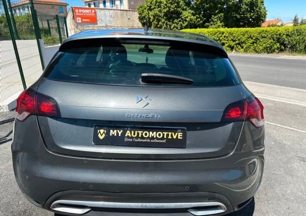 Citroen Ds4 1.6 e-hdi 115 so chïc gtie 6 mois