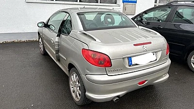 Peugeot 206 CC 2.0 16S ROLAND GARROS