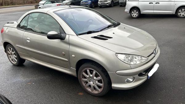Peugeot 206 CC 2.0 16S ROLAND GARROS