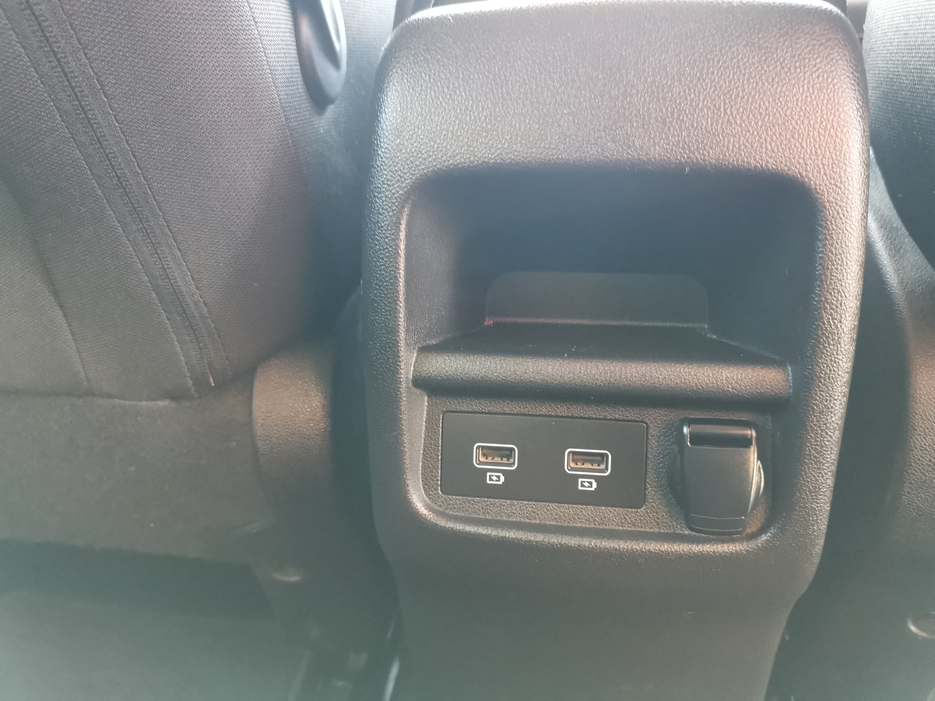 Renault Kadjar (2) 1.5 BLUE DCI 115 BUSINESS EDC - 21