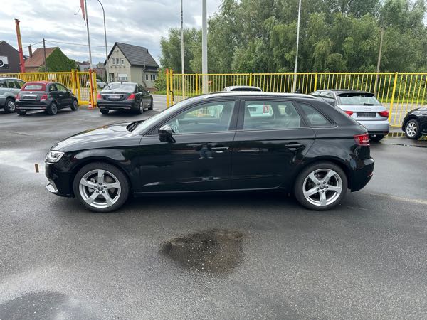 Audi A3 III (2) BERLINE 30 TFSI 116 SPORT LIMITED