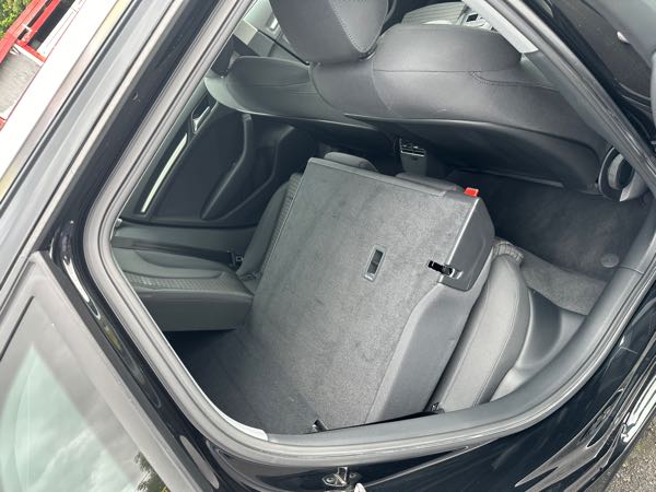 Audi A3 III (2) BERLINE 30 TFSI 116 SPORT LIMITED