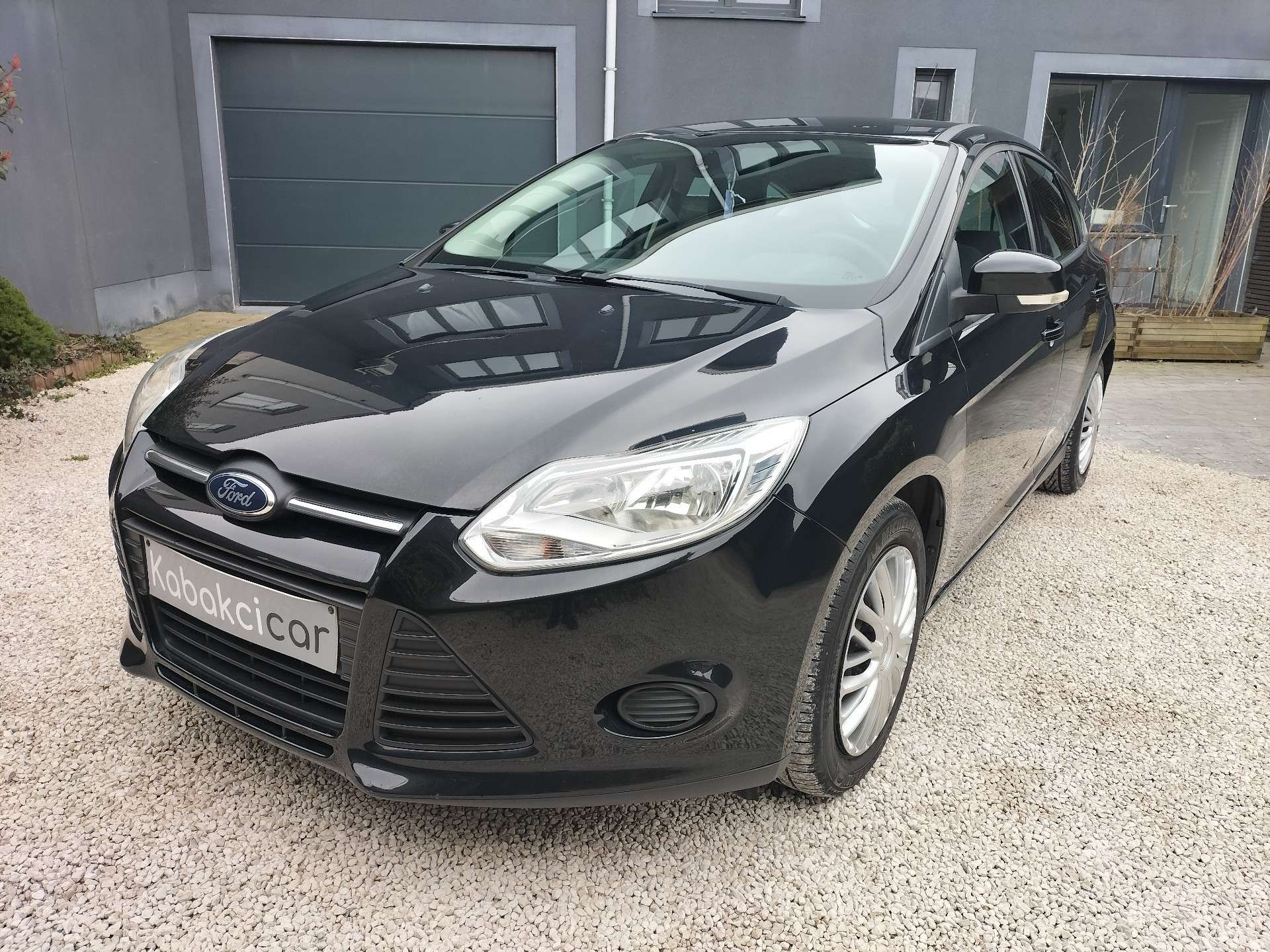 Ford Focus 1.0 EcoBoost Tech - Petit Budget Economique - Garantie 12 Mois avec Entretien Effectué - Dispo Rapide - Zone LEZ Ok