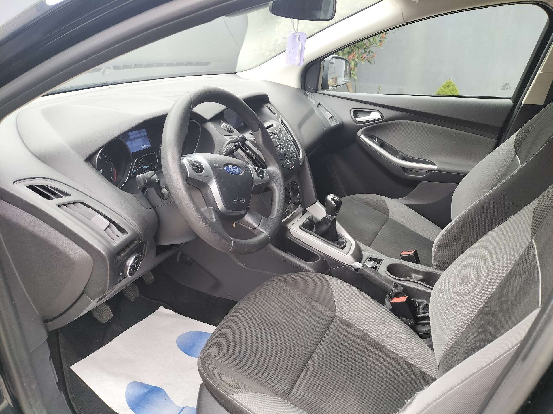 Ford Focus 1.0 EcoBoost Tech - Petit Budget Economique - Garantie 12 Mois avec Entretien Effectué - Dispo Rapide - Zone LEZ Ok