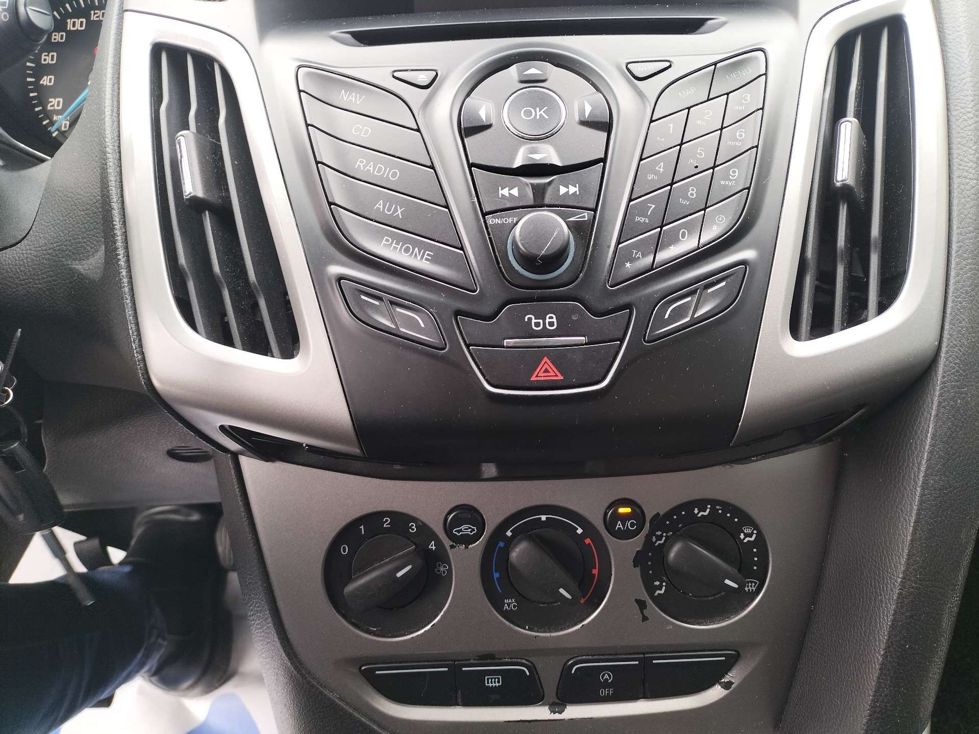 Ford Focus 1.0 EcoBoost Tech - Petit Budget Economique - Garantie 12 Mois avec Entretien Effectué - Dispo Rapide - Zone LEZ Ok