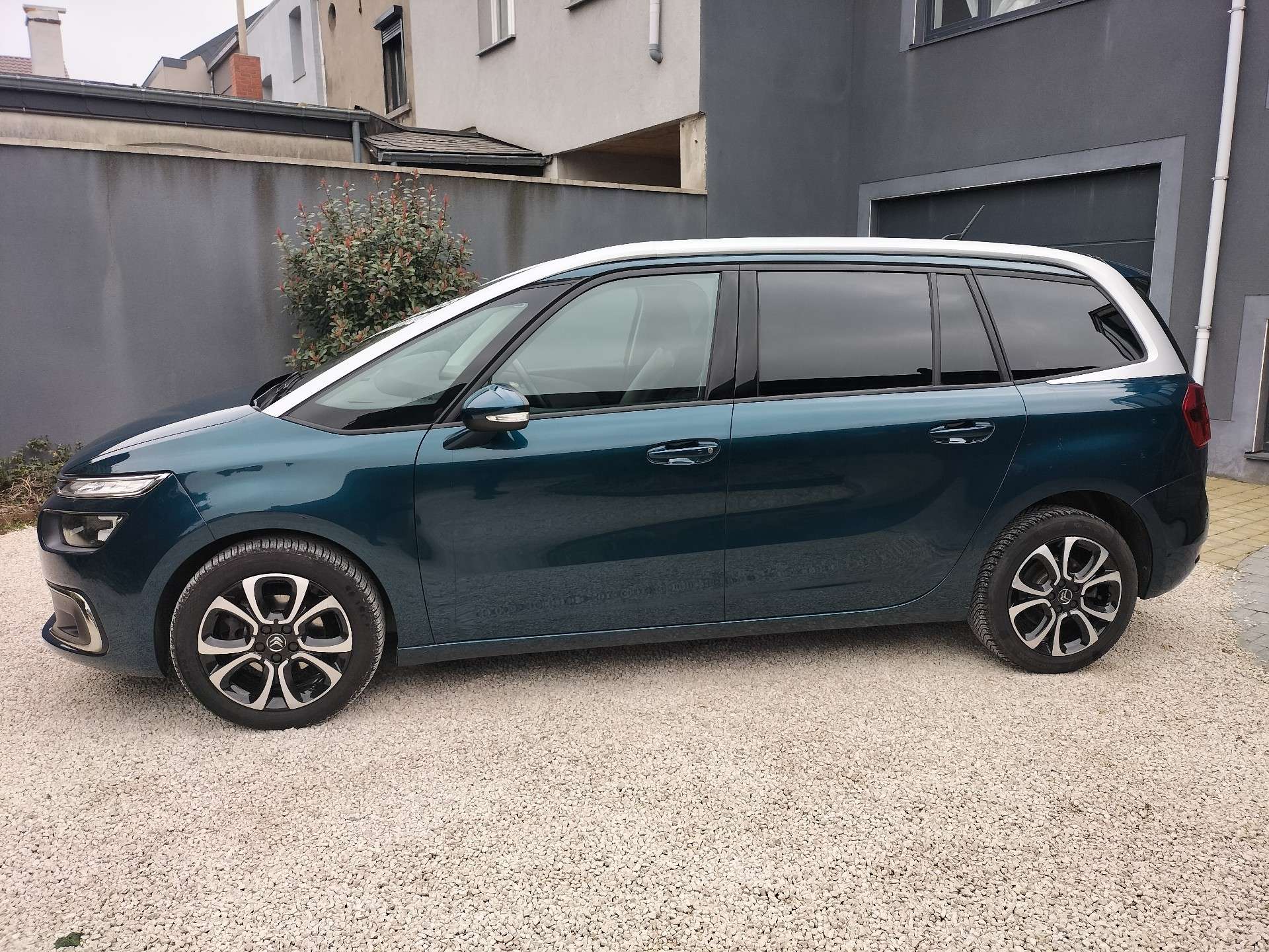 Citroen Grand C4 SpaceTourer 1.2 Shine S - Idéal Famille 7 Places Automatique - Garantie 12 Mois avec Entretien Effectué - Dispo Rapide - Zone LEZ Ok