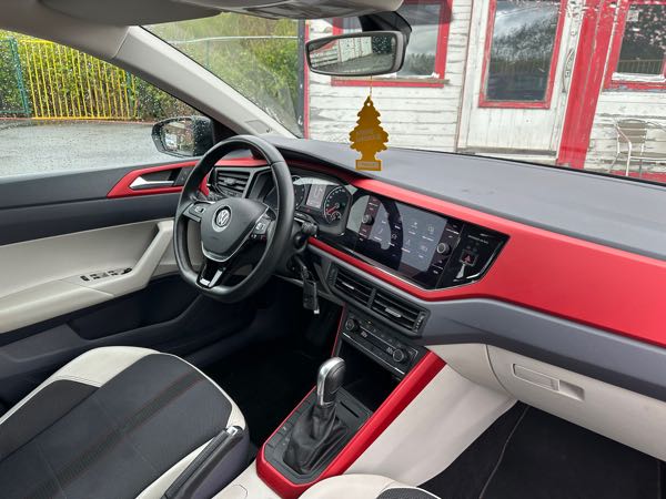 Volkswagen Polo VI 1.0 TSI 95 BEATS EDITION DSG7