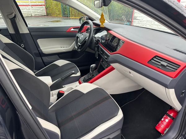 Volkswagen Polo VI 1.0 TSI 95 BEATS EDITION DSG7