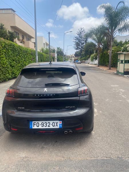 Peugeot 208 II 1.2 PURETECH 130 S&amp;S GT EAT8