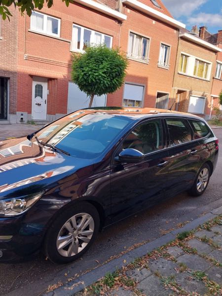 Peugeot 308 Peugeot 308 1.6 diesel année 2017 euro6