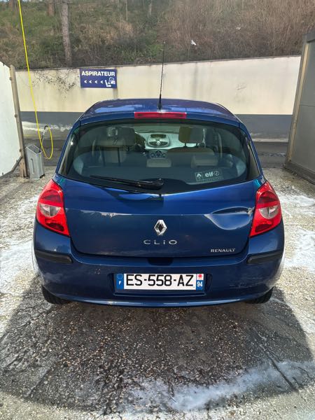 Renault Clio III 1.5 DCI 70 CONFORT PACK CLIM EXPRESSION 3P